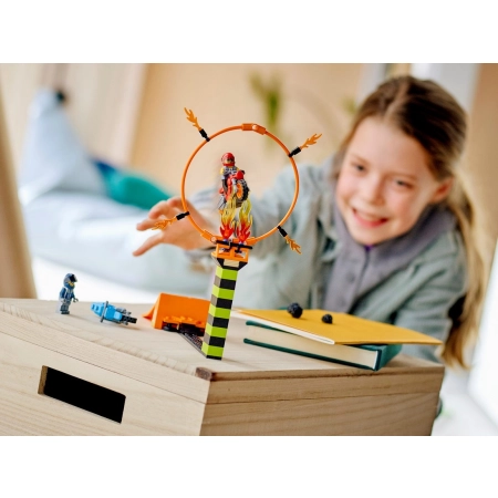 LEGO City 60299 Stuntz Konkurs kaskaderski napęd